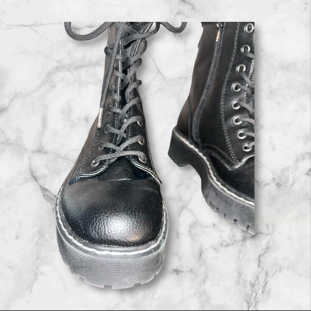 Sincerely Jules Happiness Black Faux Fur Lined Platform Boots Lace Up Zip - Picture 8 of 12